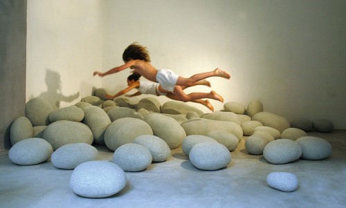 12_Living Stones