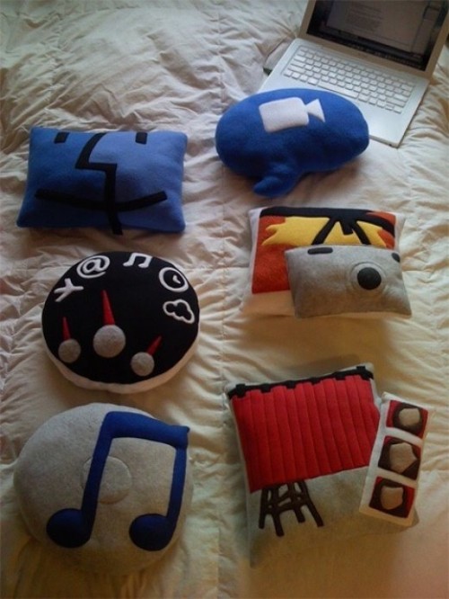 7_Mac OS X Icons Pillows